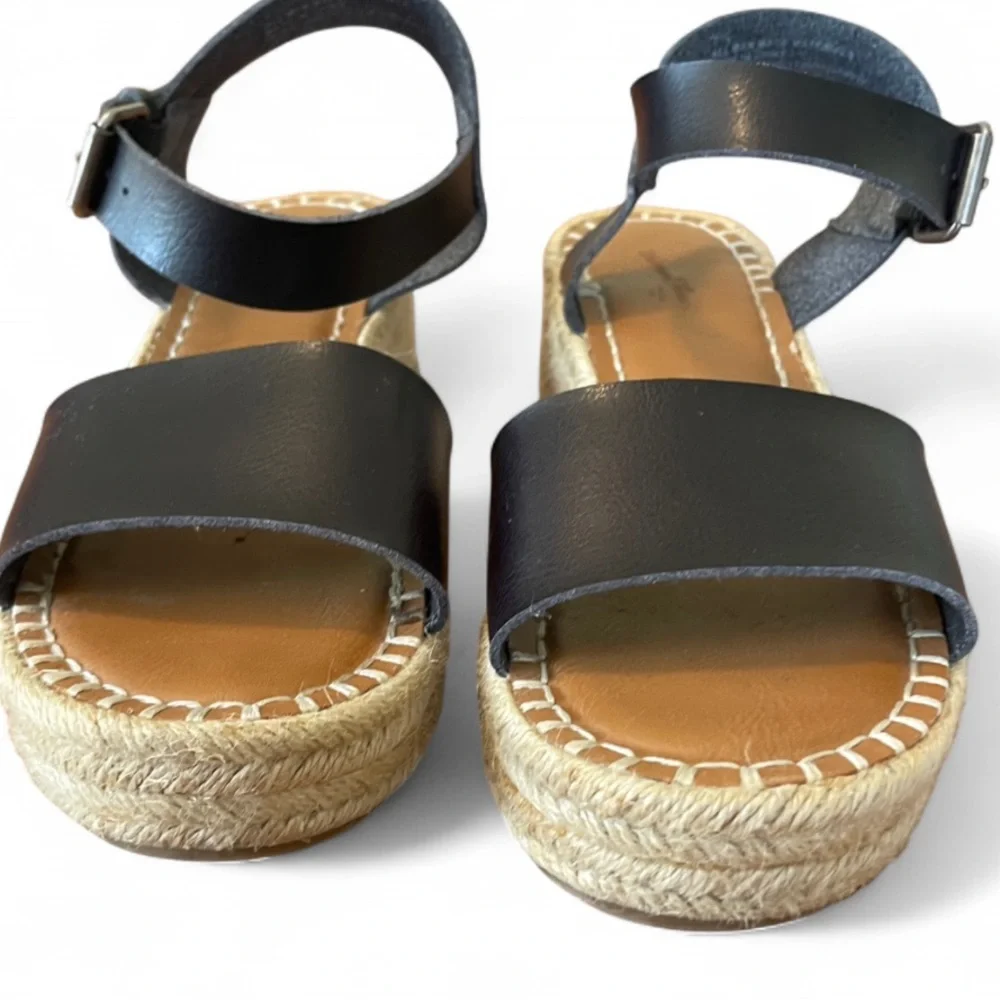Universal Thread Black Espadrille Sandals‎